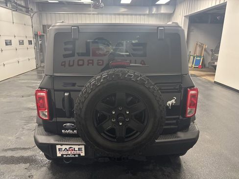 Used 2023 Ford Bronco Black Diamond image 9