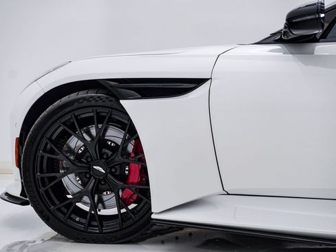 Used 2024 Aston Martin DB12 Coupe RWD image 14