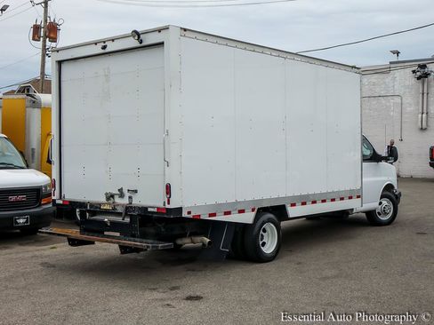 Used 2024 Chevrolet Express 3500 w/ Power Convenience Package RWD image 7