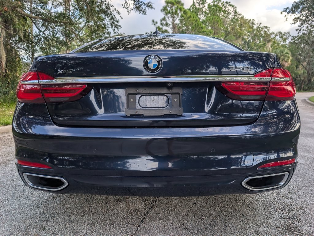 Used 2016 BMW 750i xDrive AWD/4WD image 6