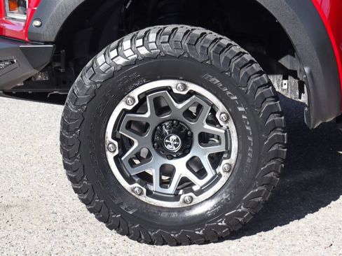 Used 2019 Ford F150 Raptor w/ Equipment Group 802A Luxury AWD/4WD image 60