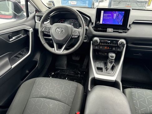 Used 2023 Toyota RAV4 XLE image 10