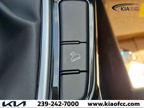 New 2026 Kia Seltos S FWD image 27