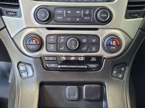 Used 2019 GMC Yukon XL SLT w/ Open Road Package AWD/4WD image 21