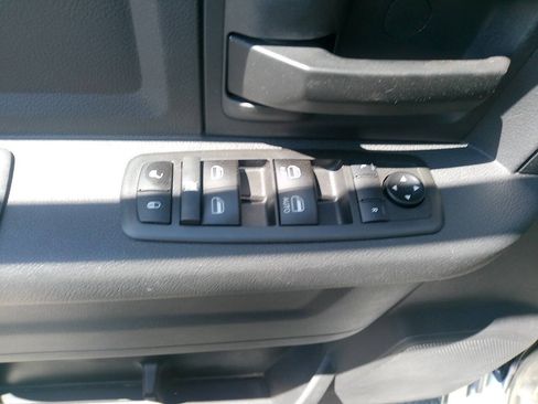 Used 2012 RAM 2500 ST w/ Chrome Appearance Group AWD/4WD image 37