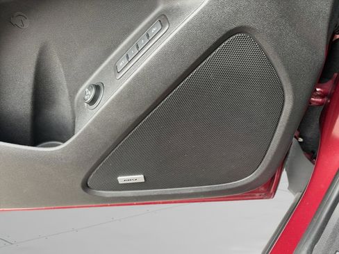 Used 2018 Chevrolet Equinox Premier image 27