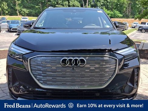 Used 2022 Audi Q4 e-tron Premium Plus w/ Premium Plus AWD/4WD image 2