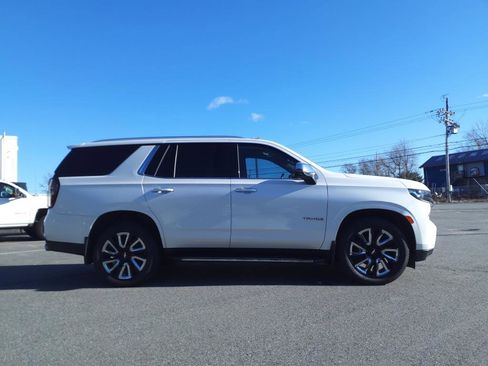 Used 2021 Chevrolet Tahoe Premier w/ Premium Package image 5