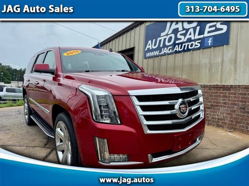 Used 2015 Cadillac Escalade Luxury AWD/4WD image 1