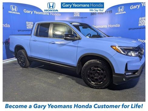 Certified 2025 Honda Ridgeline TrailSport+ image 1