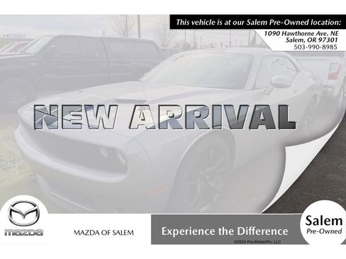 Used 2016 Dodge Challenger SXT w/ Blacktop Package image 1