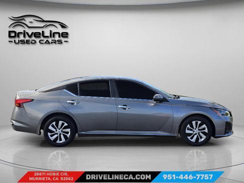 Used 2023 Nissan Altima 2.5 S FWD image 13