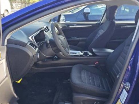 Used 2016 Ford Fusion SE FWD image 15
