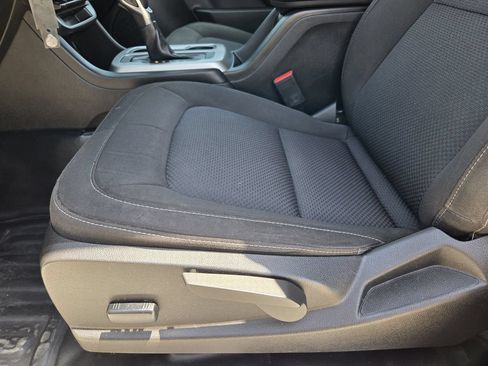Used 2022 Chevrolet Colorado LT w/ Fleet Safety Package RWD image 25
