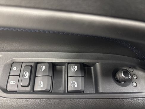 New 2026 Jeep Compass Latitude AWD/4WD image 28
