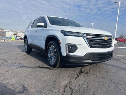 Used 2023 Chevrolet Traverse LT