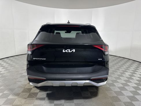 Used 2023 Kia Sportage EX image 6