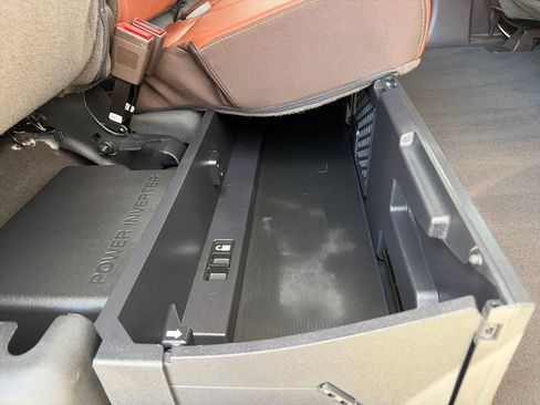 Used 2022 Ford F350 King Ranch w/ Chrome Package image 41