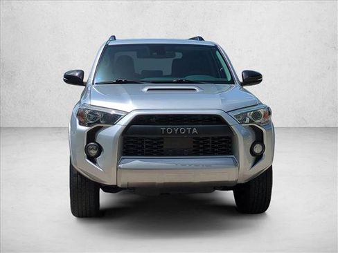 Used 2020 Toyota 4Runner TRD Off-Road Premium AWD/4WD image 2