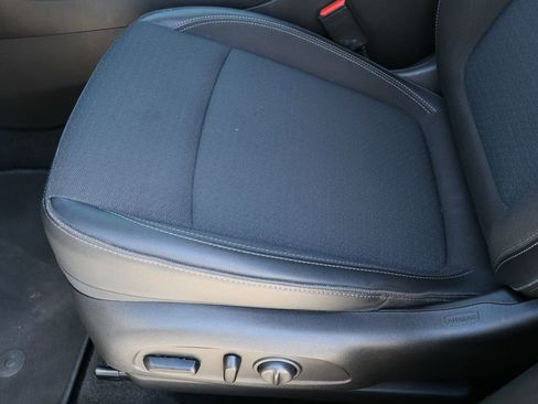 Used 2020 Buick Encore GX Select w/ Advanced Technology Package image 22