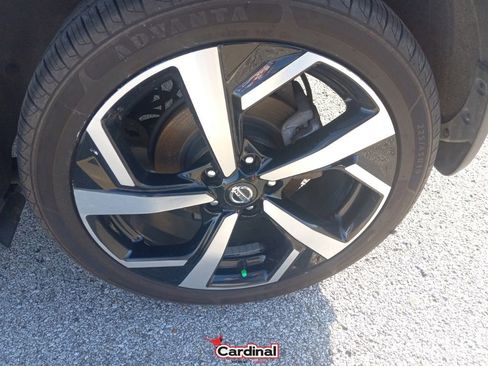 Used 2022 Nissan Rogue Sport SL w/ Premium Package image 12