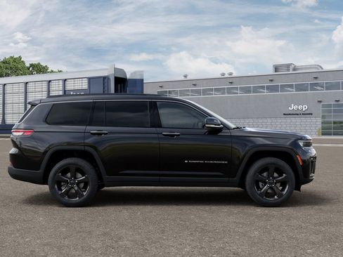 New 2026 Jeep Grand Cherokee L Limited AWD/4WD image 21