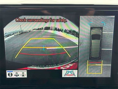 Certified 2023 Toyota Sienna Platinum image 28