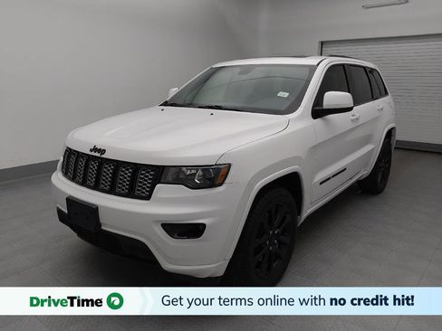 Used 2021 Jeep Grand Cherokee Laredo X image 1