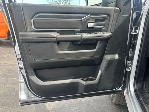 New 2026 RAM 2500 Big Horn AWD/4WD image 13