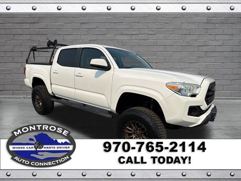 Used 2019 Toyota Tacoma SR w/ SR Convenience Package AWD/4WD image 1