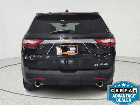 Used 2020 Chevrolet Traverse LS w/ LPO, Blackout Package FWD image 4