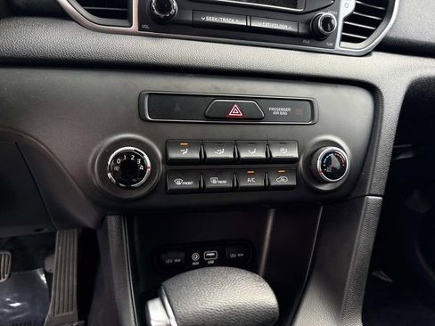 Used 2019 Kia Sportage LX FWD image 25