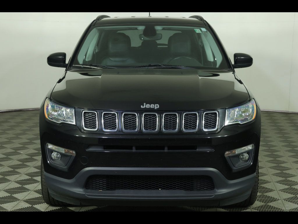 Used 2020 Jeep Compass Latitude w/ Popular Equipment Group AWD/4WD image 18