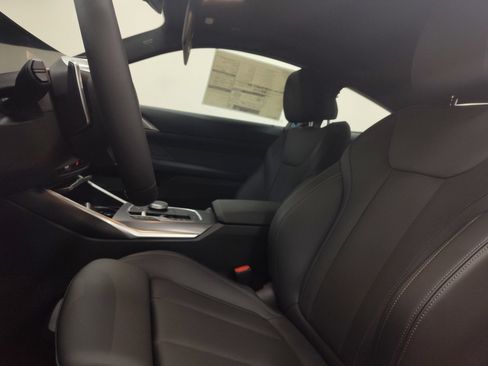 Used 2026 BMW 430i xDrive Coupe w/ Premium Package AWD/4WD image 5