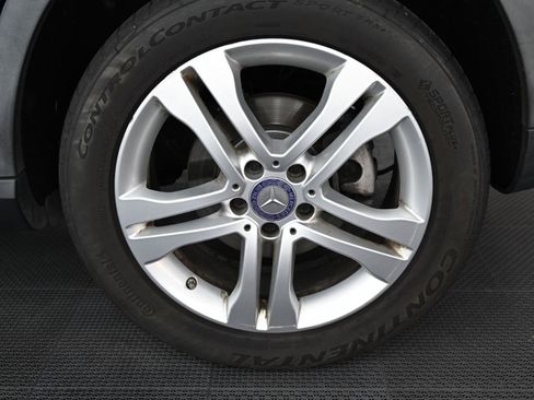 Used 2016 Mercedes-Benz GLA 250 4MATIC image 42