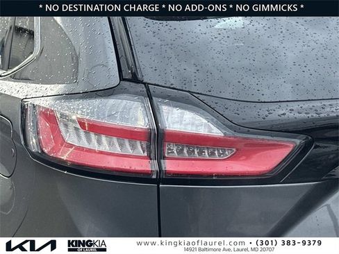 Used 2022 Ford Edge Titanium image 29