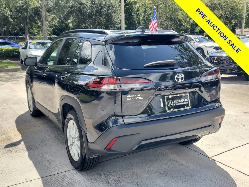 Used 2026 Toyota Corolla Cross LE FWD image 5