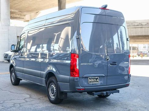 Used 2024 Mercedes-Benz Sprinter 2500 image 8
