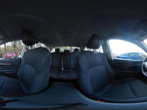 Used 2025 Toyota Camry LE image 42