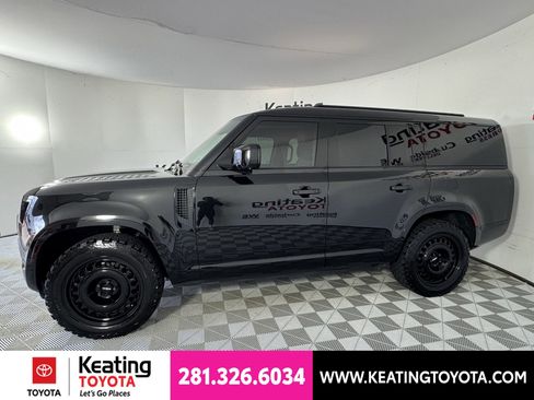 Used 2024 Land Rover Defender 130 Outbound AWD/4WD image 8