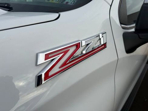 Used 2019 Chevrolet Silverado 1500 LTZ w/ LTZ Plus Package image 13