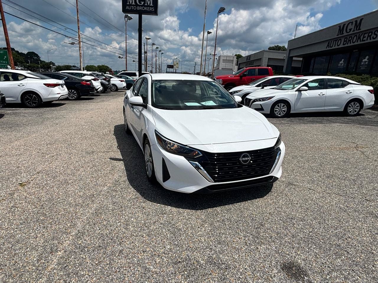 Used 2024 Nissan Sentra S FWD image 3