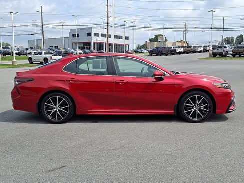 Certified 2024 Toyota Camry SE FWD image 8
