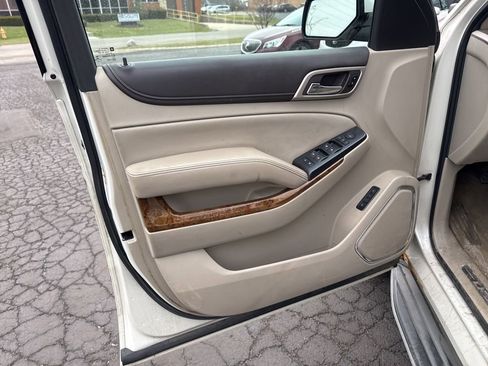 Used 2015 GMC Yukon Denali w/ Touring Package image 19