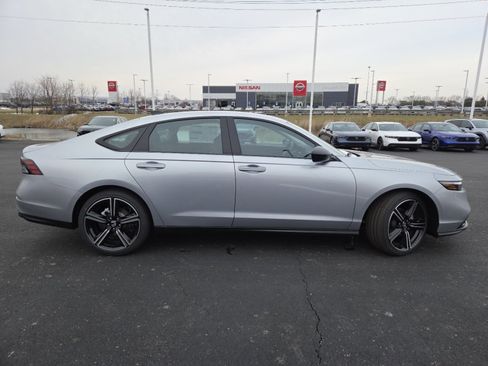 New 2026 Honda Accord SE image 19