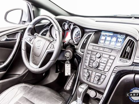 Used 2019 Buick Cascada Premium image 21