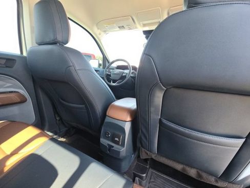 Used 2023 Ford Maverick Lariat w/ Lariat Luxury Package AWD/4WD image 16