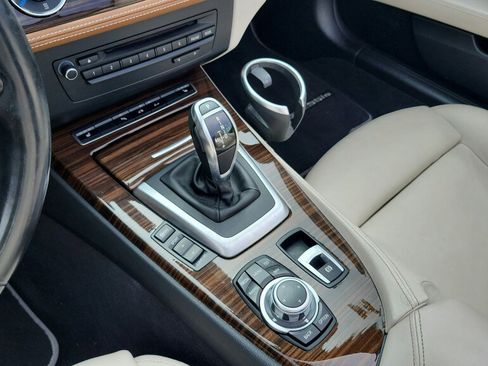 Used 2016 BMW Z4 sDrive35is RWD image 25