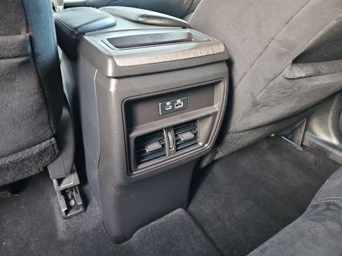 Used 2020 Nissan Murano S AWD/4WD image 13