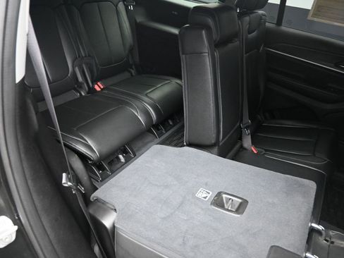 Used 2023 Jeep Grand Cherokee L Limited image 28